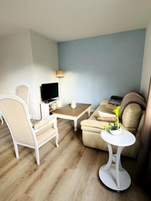 Maison Renovee Et Chaleureuse Proche Du Memorial Caen Extérieur photo