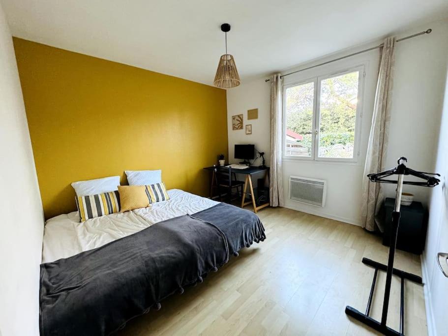 Maison Renovee Et Chaleureuse Proche Du Memorial Caen Extérieur photo
